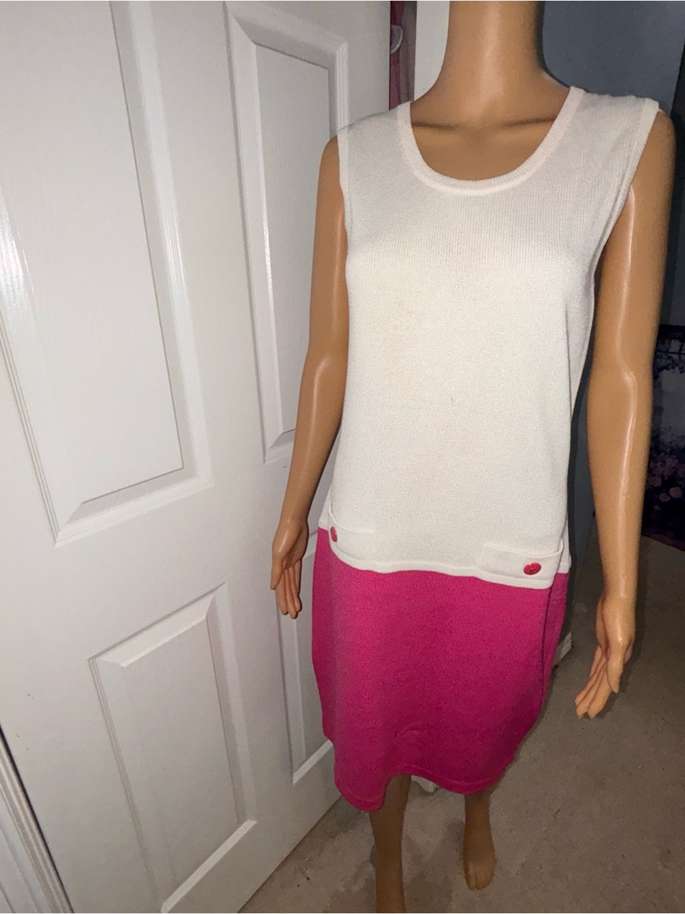Vintage St. John Collection Fuchsia Pink and white Knit Dress & Cardigan Set - Picture 8 of 11